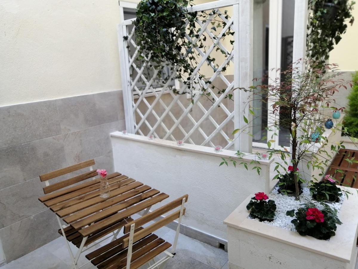 Dimora Fantasia Charme Bed & Breakfast